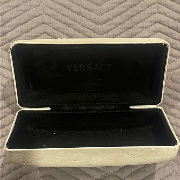 Versace Black and Brown Sunglasses - Picture 6 of 7